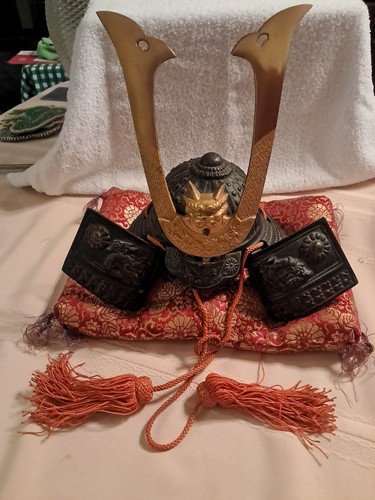 Vintage samurai armor kabuto - armor,